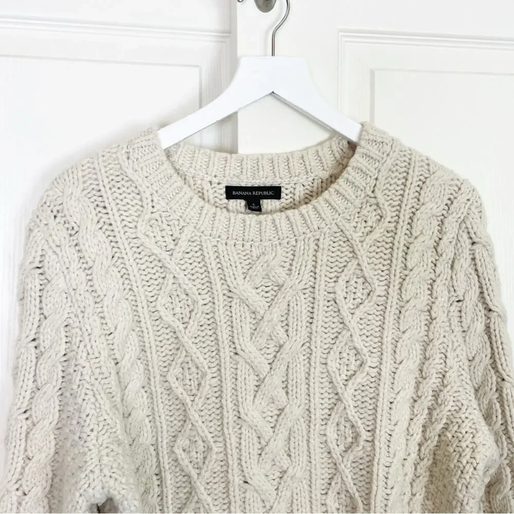 Banana Republic stay warm